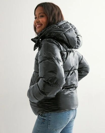 Chaqueta acolchada Noemi con capucha